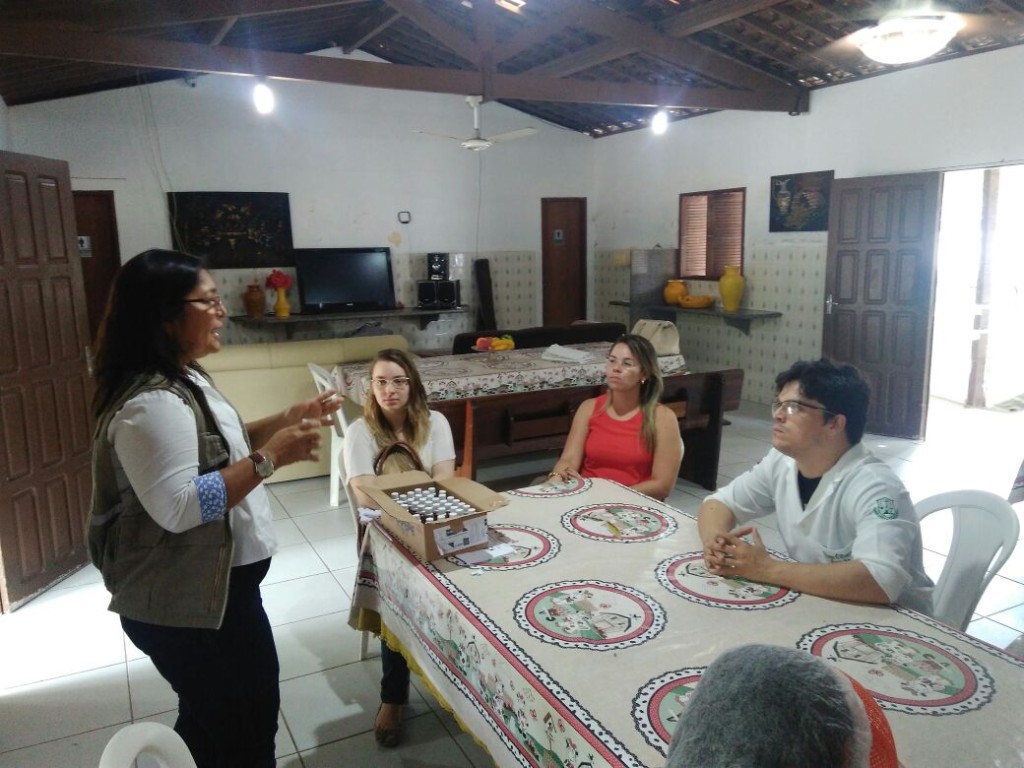 Vigilância Ambiental realiza oficina sobre higienização de alimentos no Lar do Ancião Evangélico (3)