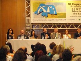 Profissionais da Saúde discutem finanças do SUS-RN Profissionais da Saúde discutem finanças do SUS-RN