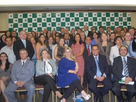 Nova diretoria executiva do Conasems toma posse em Brasília Nova diretoria executiva do Conasems toma posse em Brasília