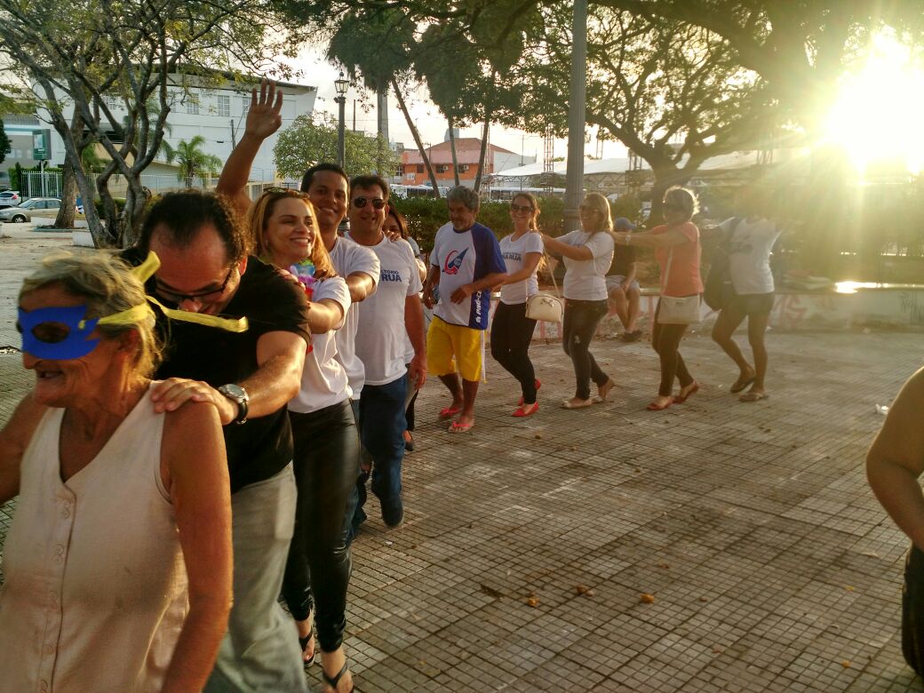 Consultório na Rua leva assistência médica a quem mora nas vias públicas de Natal