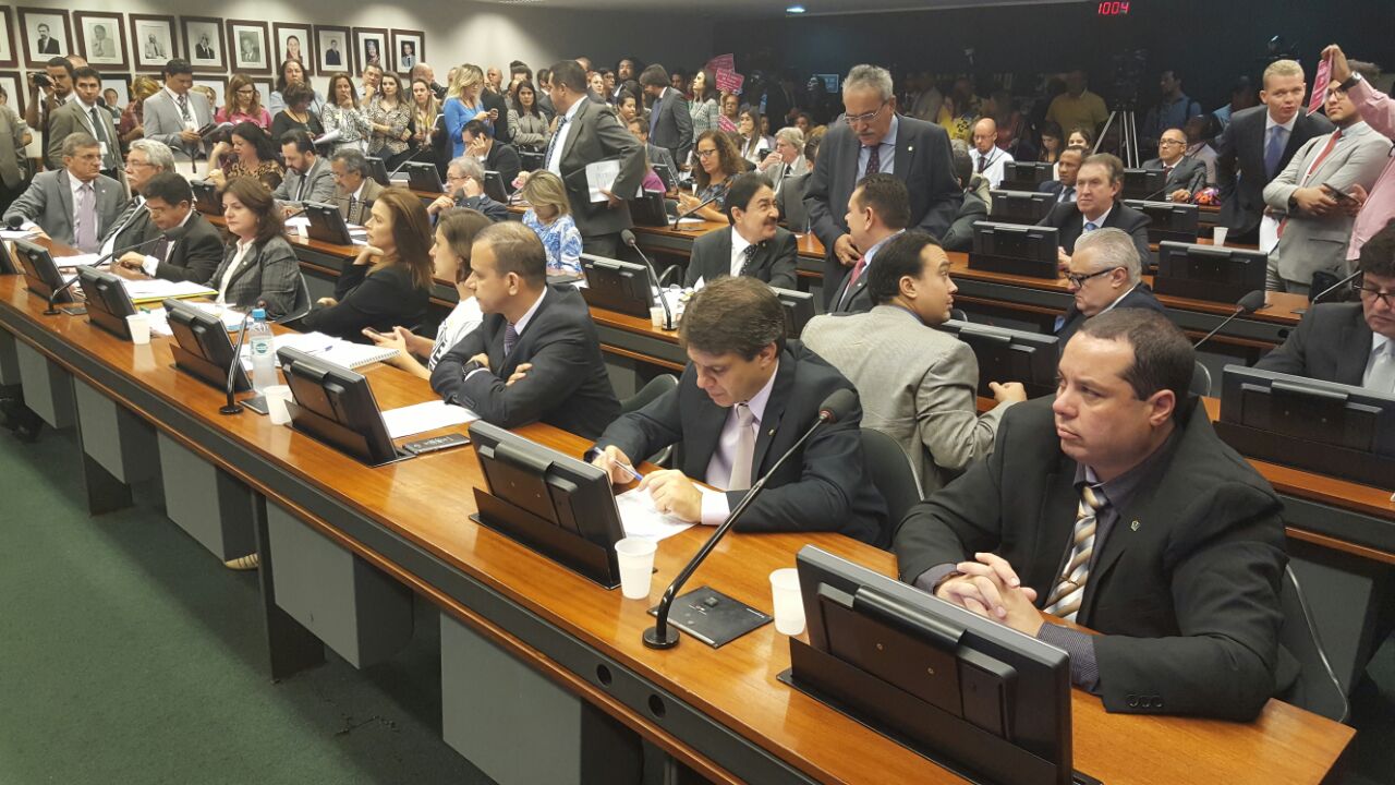 Conasems se reúne com deputados para discutir votação da PEC 1 em segundo turno Conasems se reúne com deputados para discutir votação da PEC 1 em segundo turno