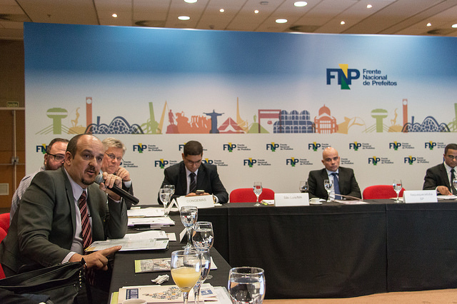 FNP acata sugestão do Conasems e retira desvinculação de receitas de documento destinado à presidência FNP acata sugestão do Conasems e retira desvinculação de receitas de documento destinado à presidência