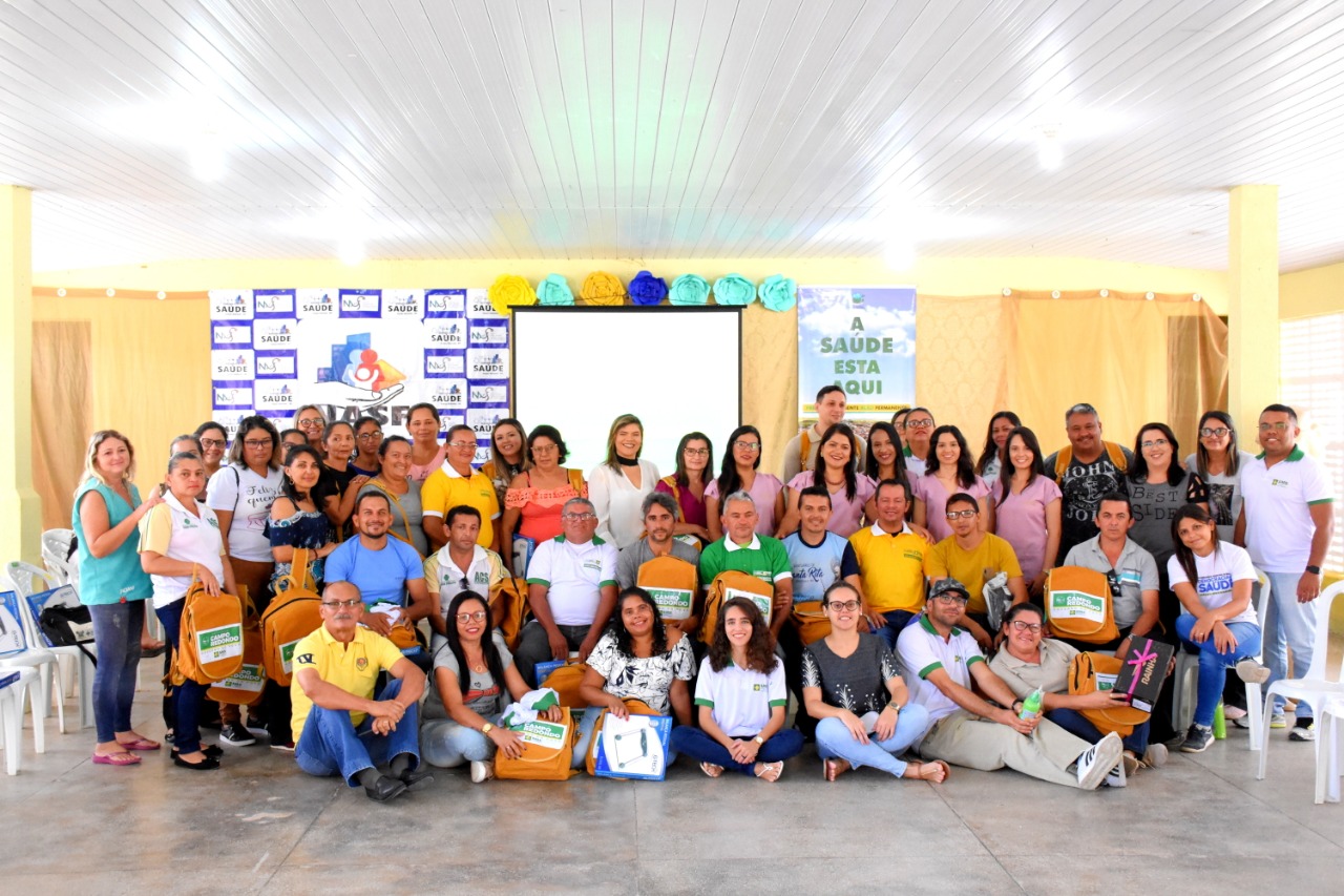 Prefeitura de Campo Redondo faz entrega de equipamentos e fardamentos para agentes de saúde e endemias