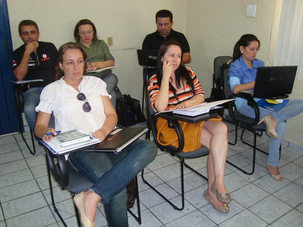 DIÁLOGOS TEMÁTICOS 2013: QUINTO ENCONTRO