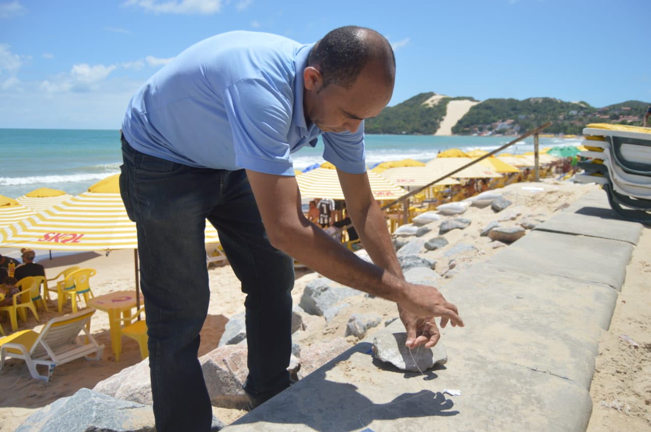 Natal: Centro de Controle de Zoonoses realiza ação de desratização na orla de Ponta Negra  