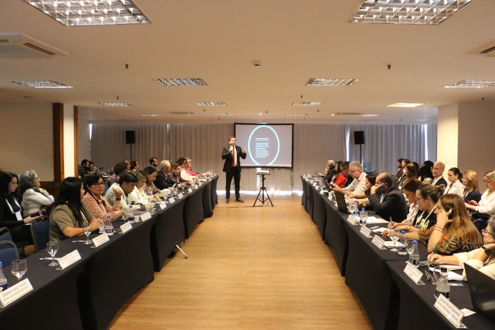 ENCONTRO DE DIRETORIA DO CONASEMS E CIT INTEGRAM AGENDA DE PRESDIDENTE DO COSEMS EM BRASÍLIA