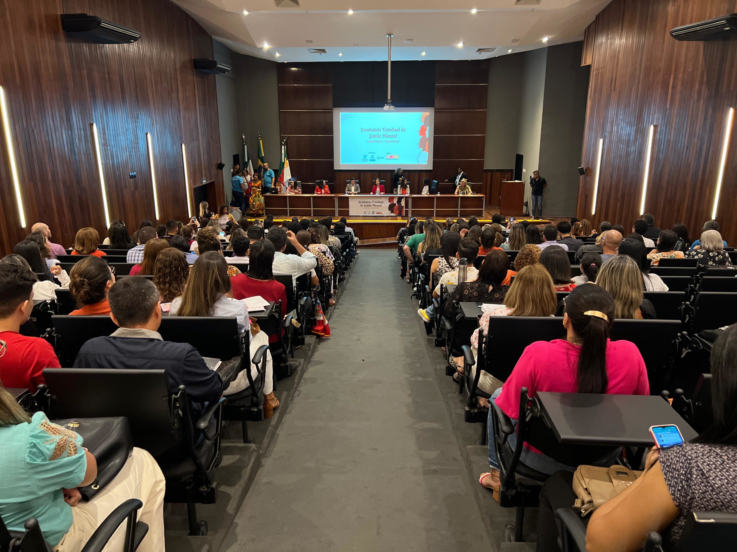 COSEMS-RN DEBATE REDE DE ATENÇÃO PSICOSSOCIAL DO RN DURANTE “SEMINÁRIO ESTADUAL DE SAÚDE MENTAL: LIBERDADE E TERRITÓRIO”