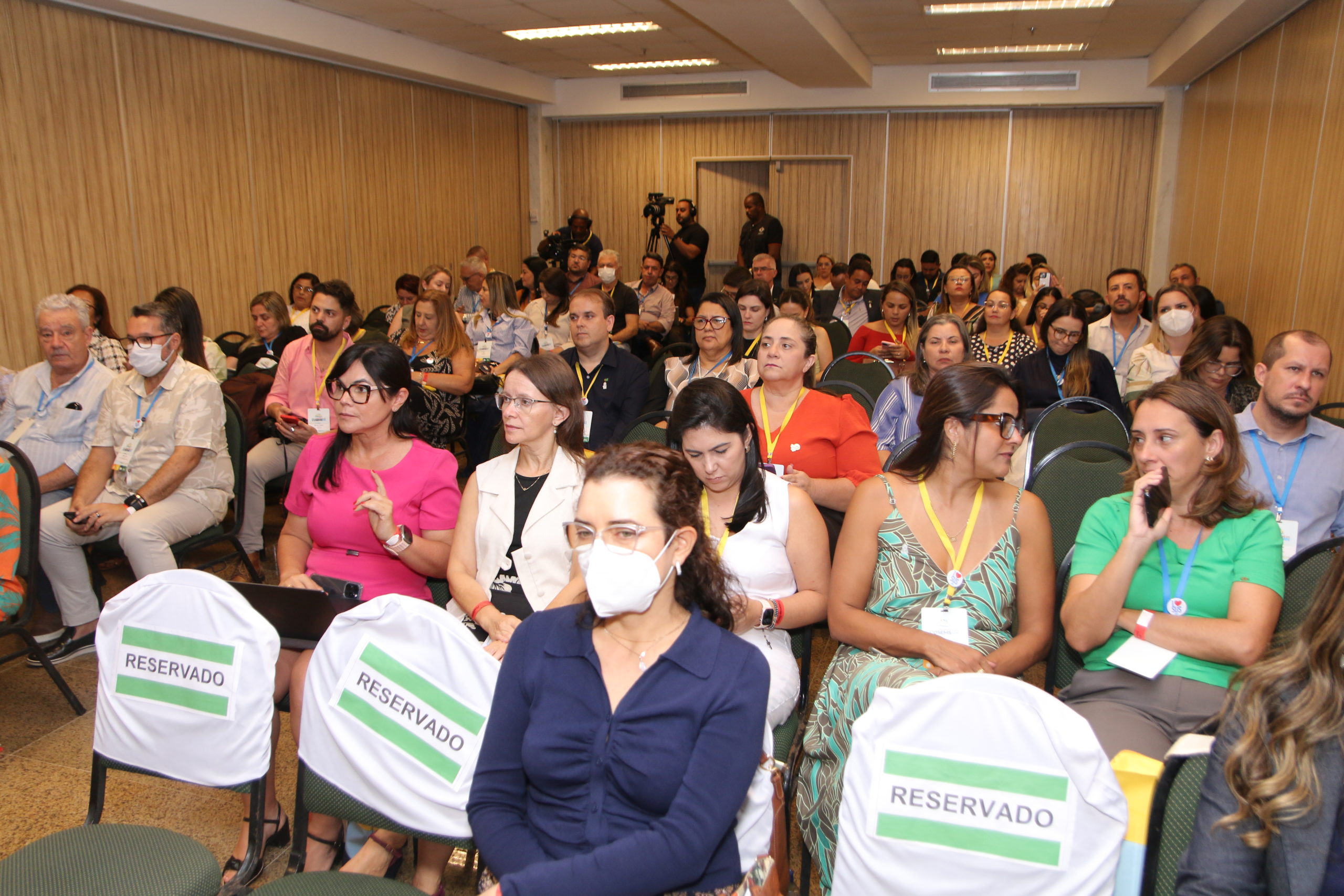 XVI CONGRESSO: 1º DIA (MANHÃ E TARDE)