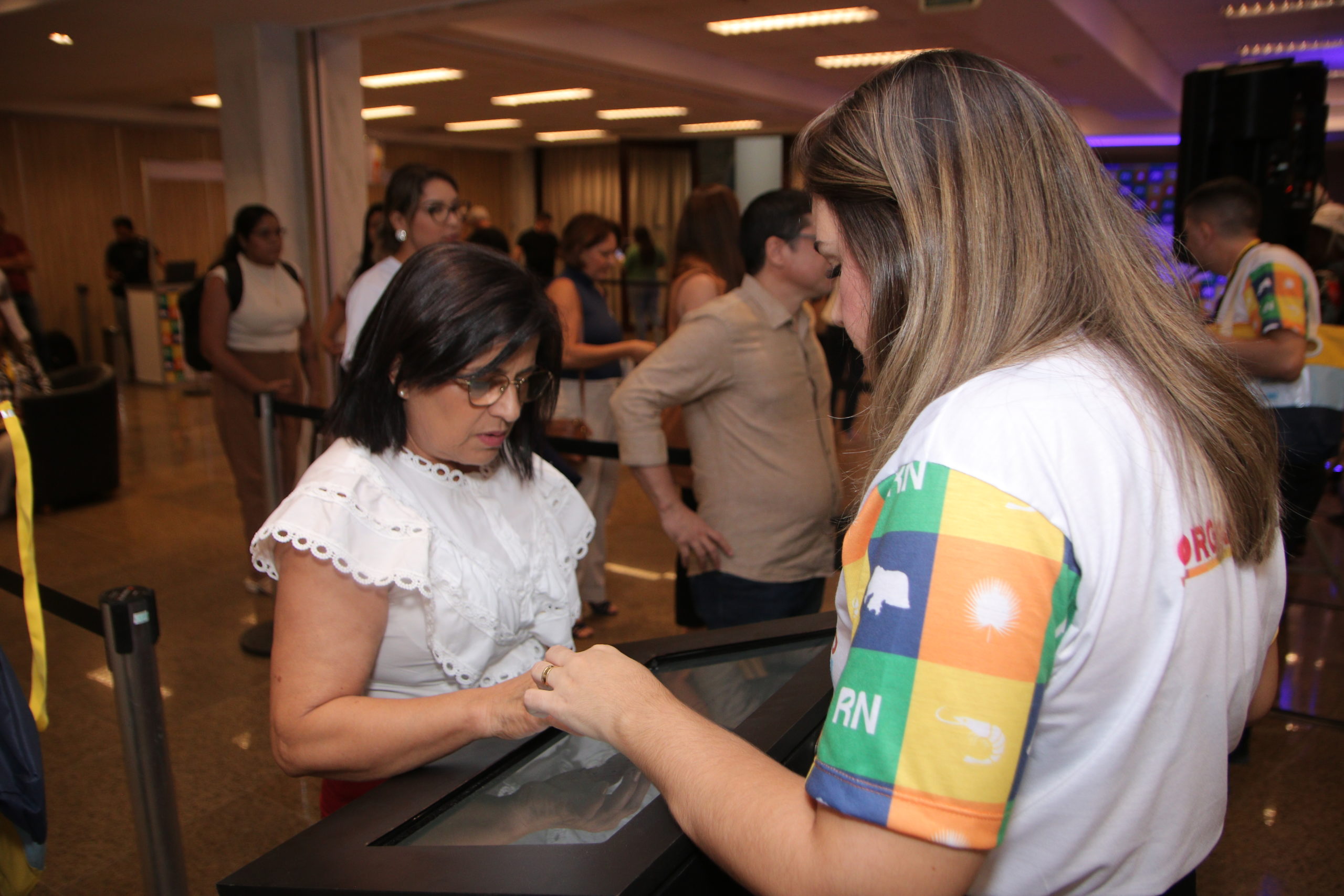 XVI CONGRESSO: 1º DIA (MANHÃ E TARDE)