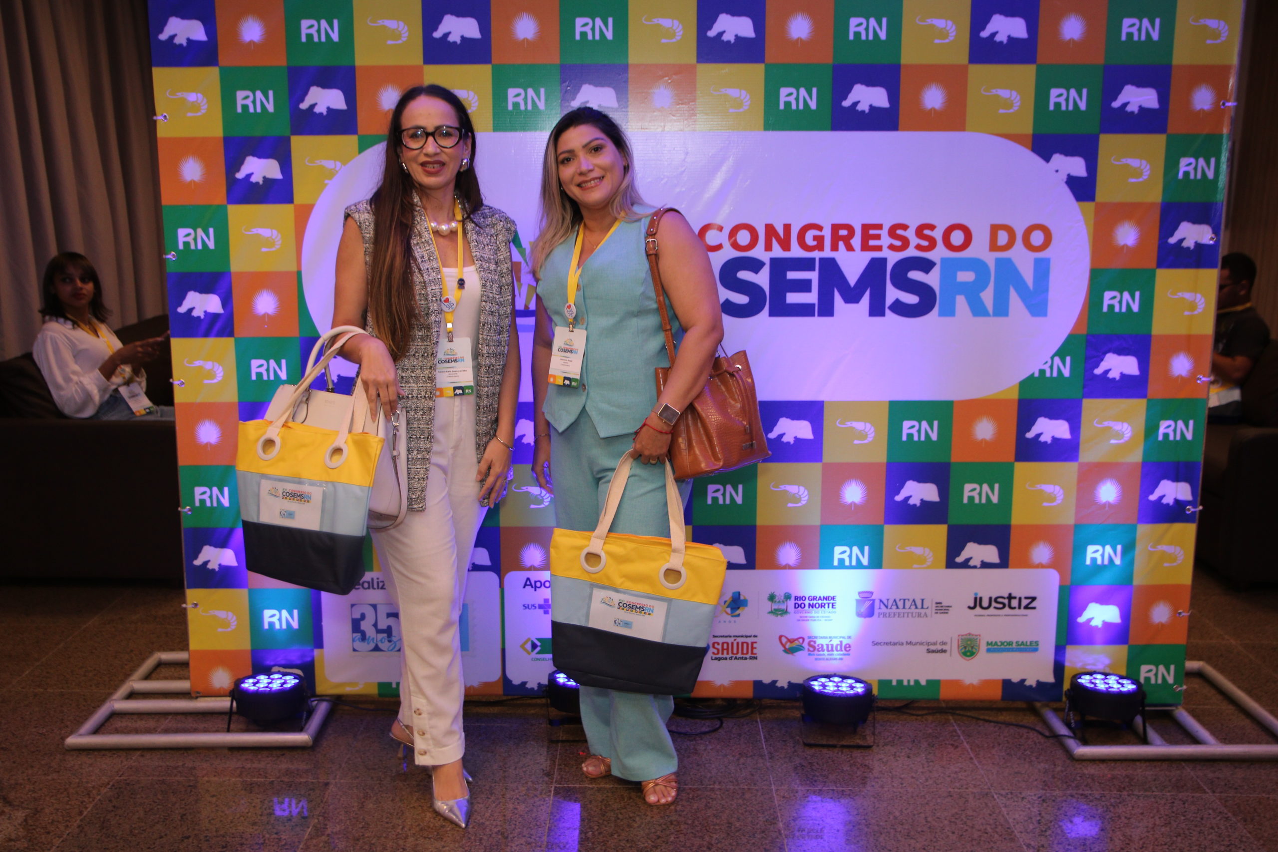 XVI CONGRESSO: 1º DIA (MANHÃ E TARDE)