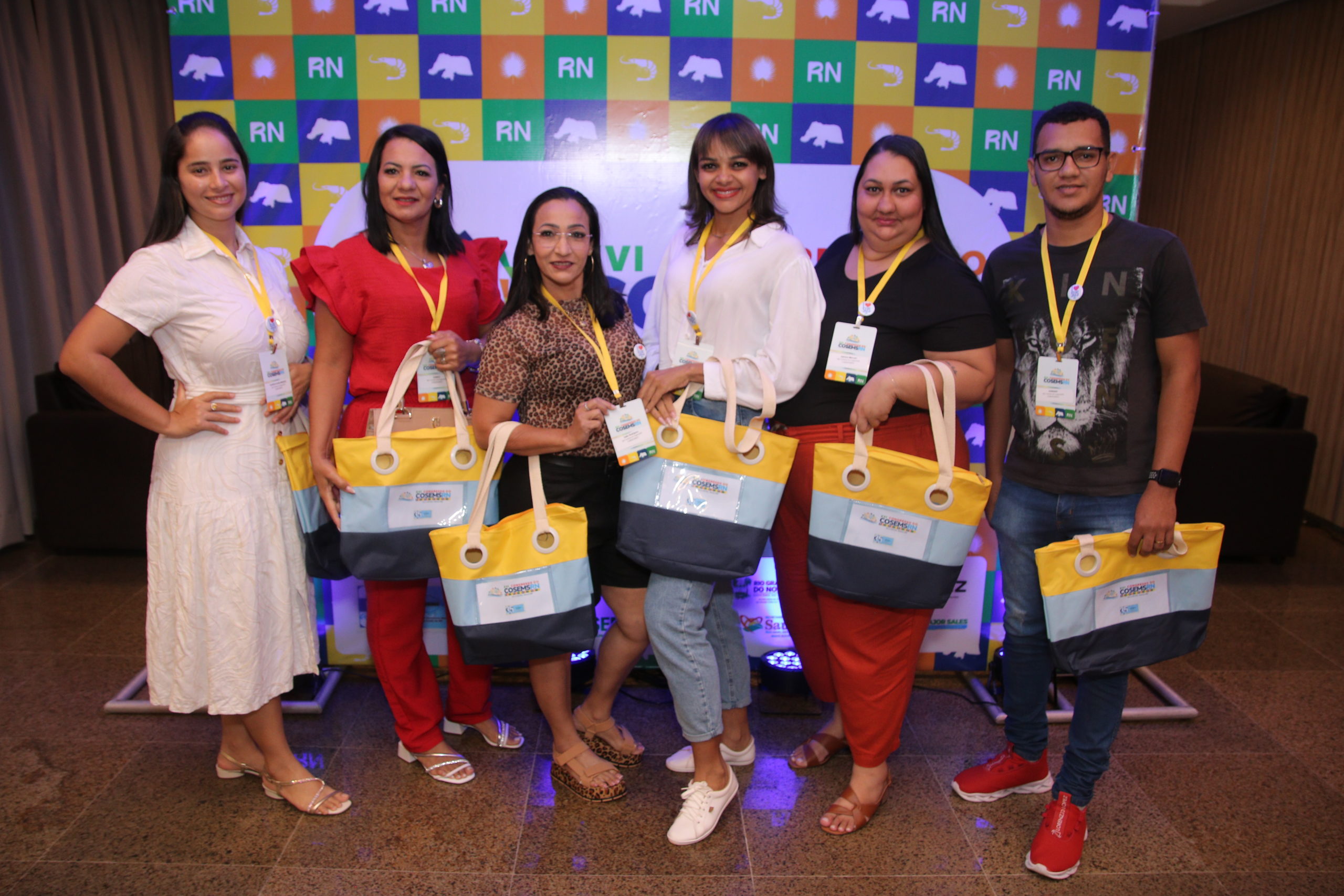 XVI CONGRESSO: 1º DIA (MANHÃ E TARDE)