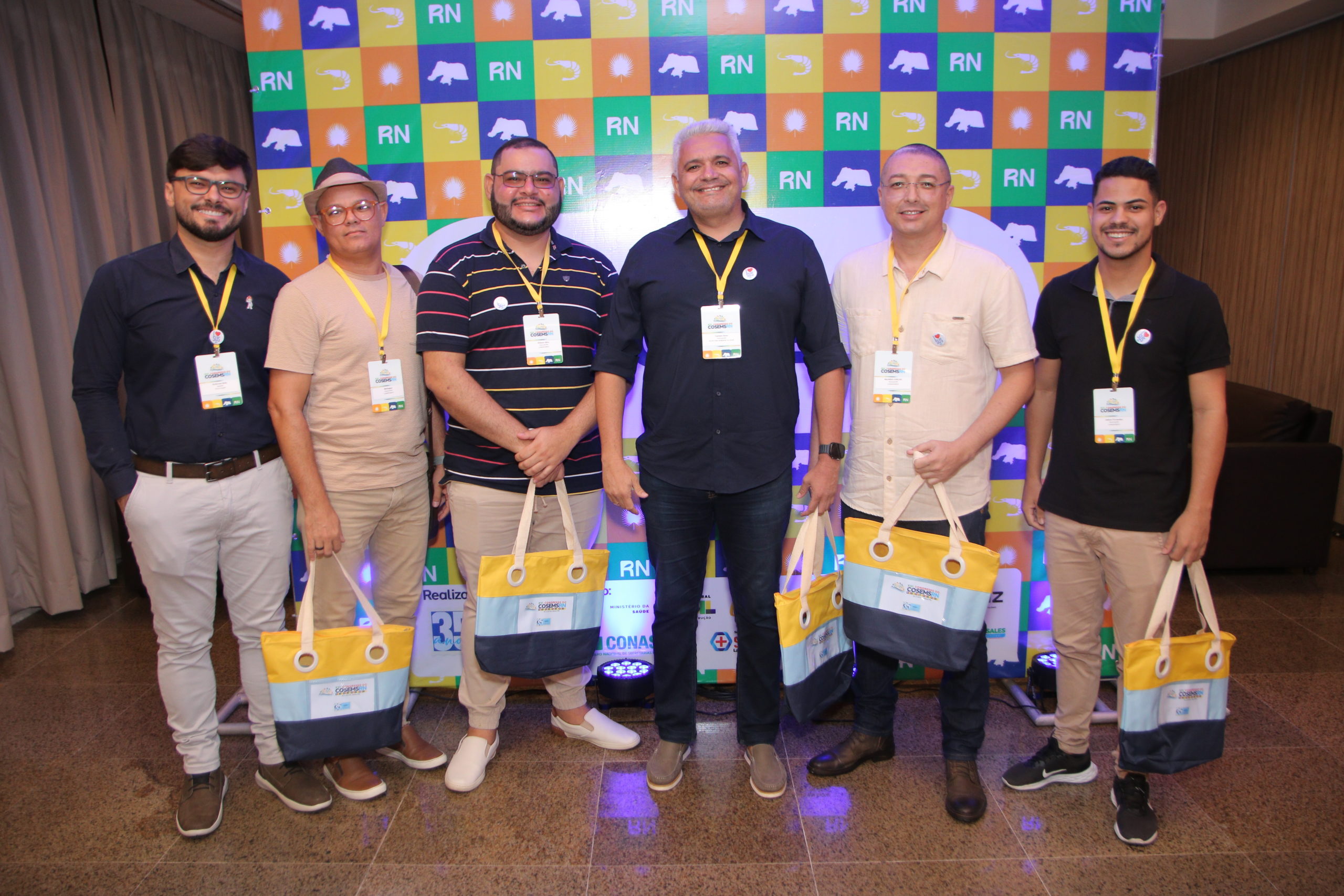 XVI CONGRESSO: 1º DIA (MANHÃ E TARDE)