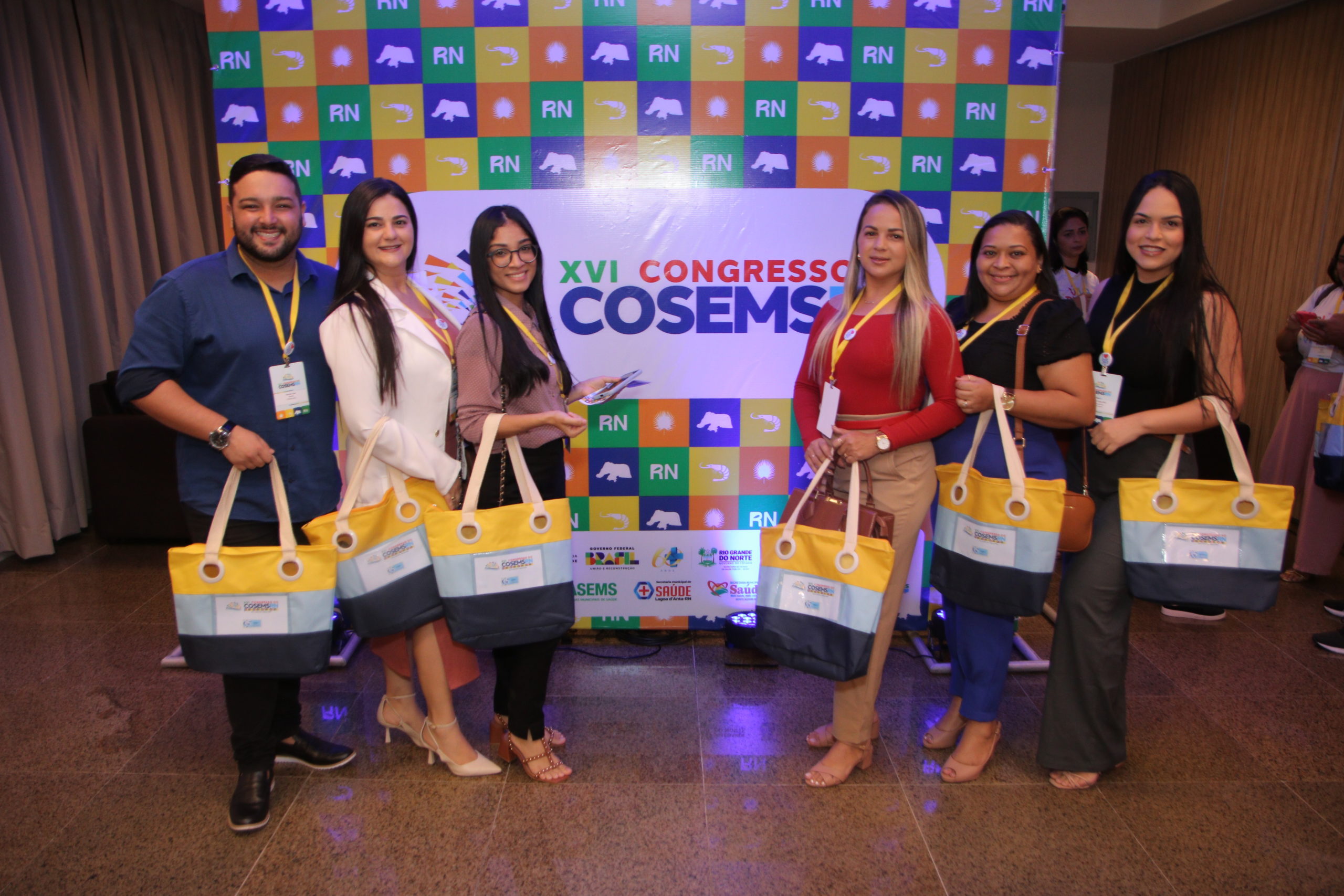 XVI CONGRESSO: 1º DIA (MANHÃ E TARDE)