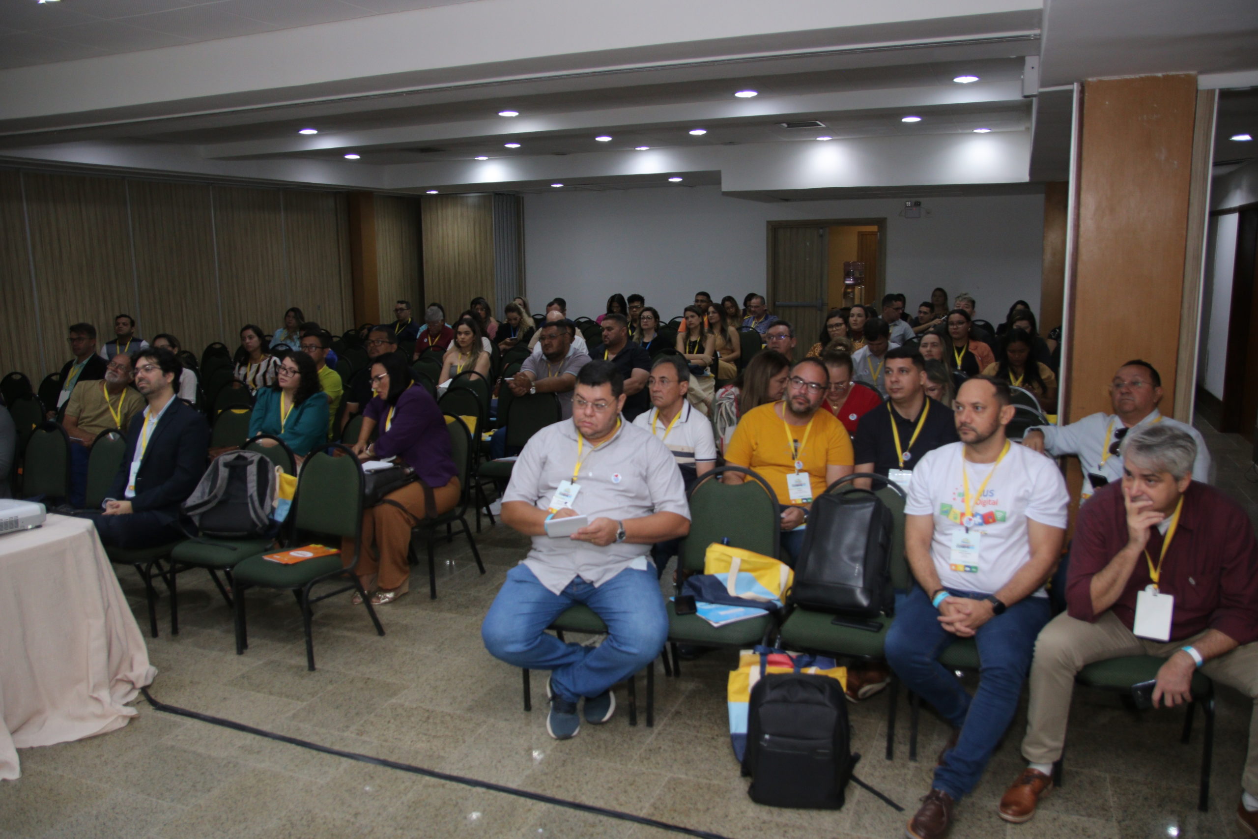 XVI CONGRESSO: 1º DIA (MANHÃ E TARDE)