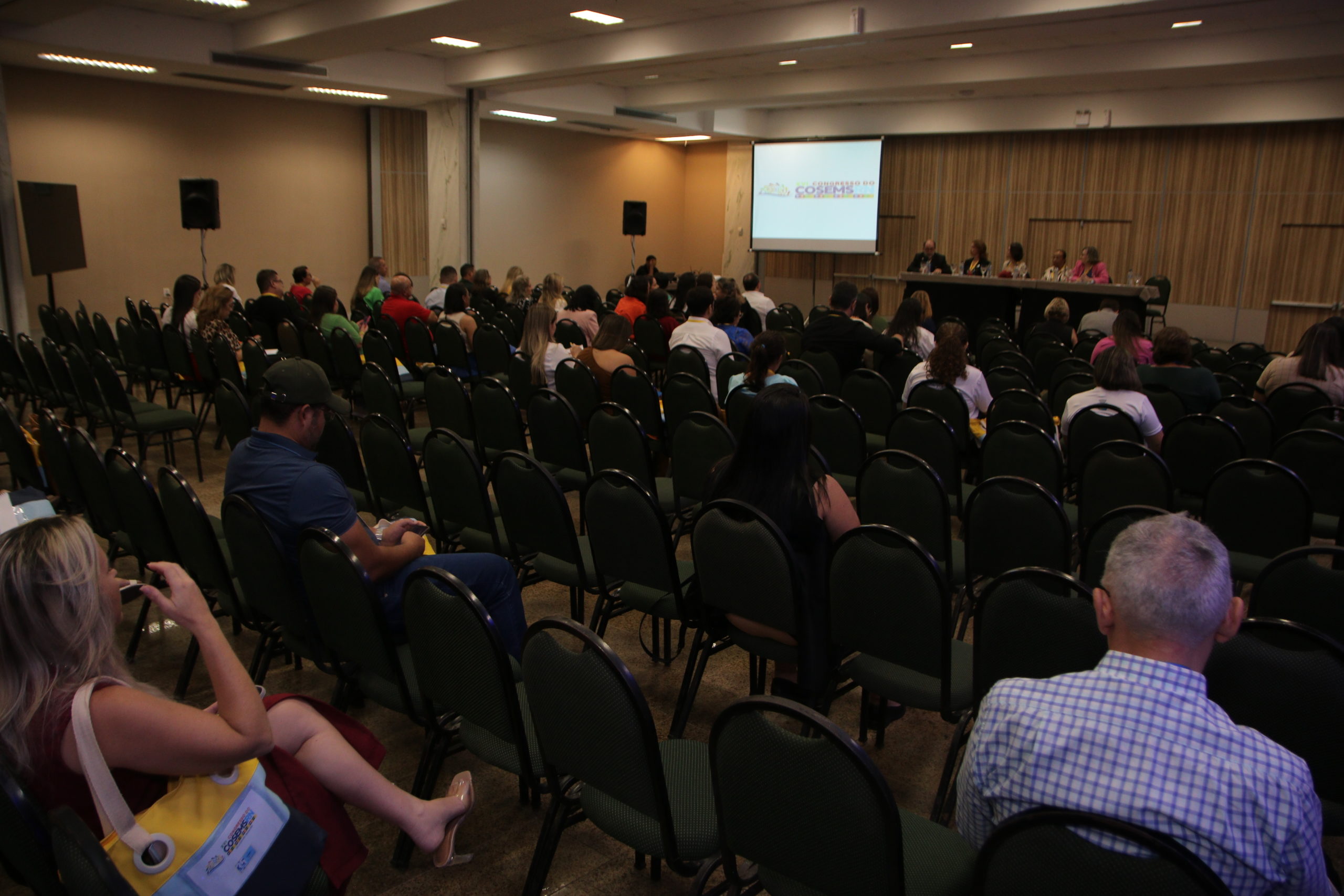 XVI CONGRESSO: 1º DIA (MANHÃ E TARDE)