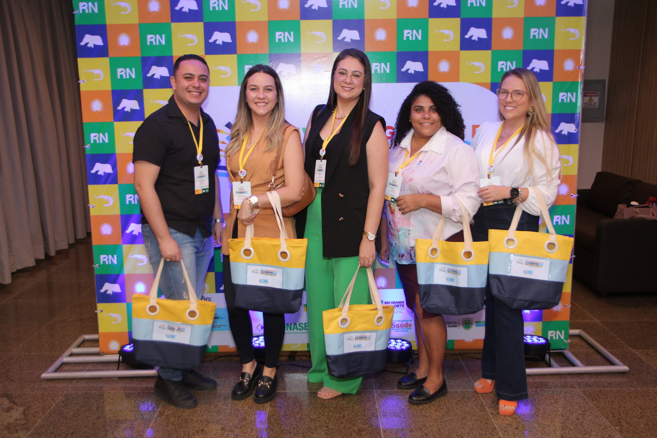 XVI CONGRESSO: 1º DIA (MANHÃ E TARDE)