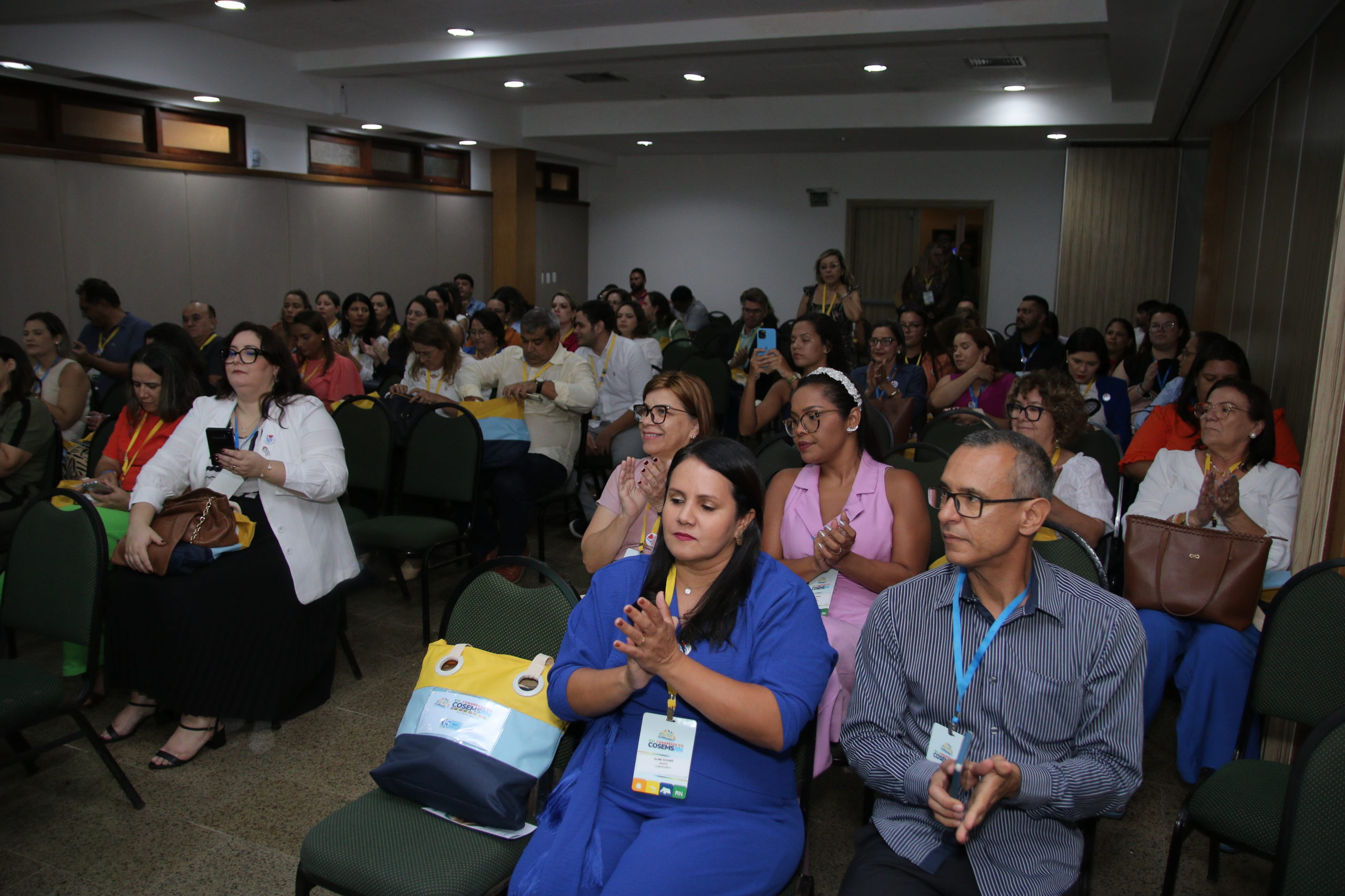 XVI CONGRESSO: 1º DIA (MANHÃ E TARDE)