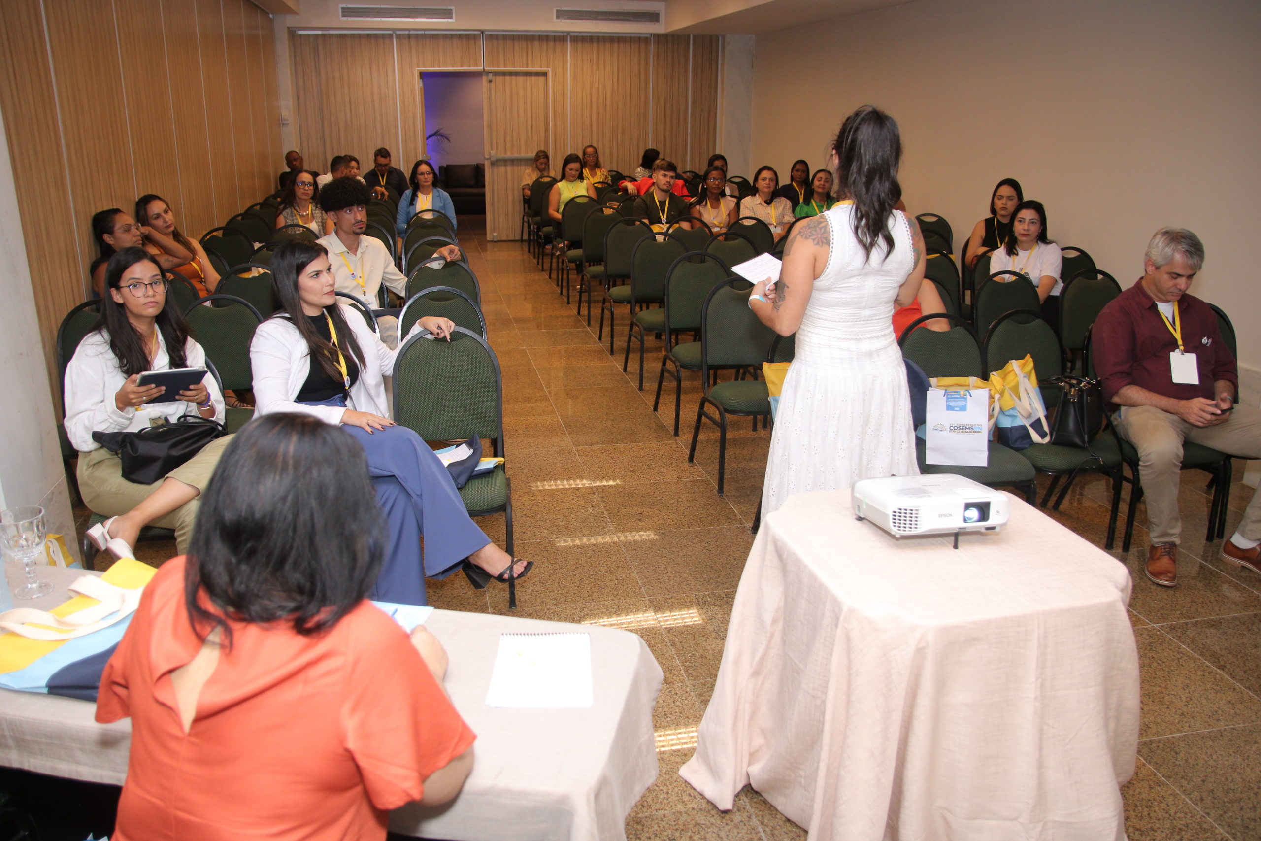 XVI CONGRESSO: 1º DIA (MANHÃ E TARDE)